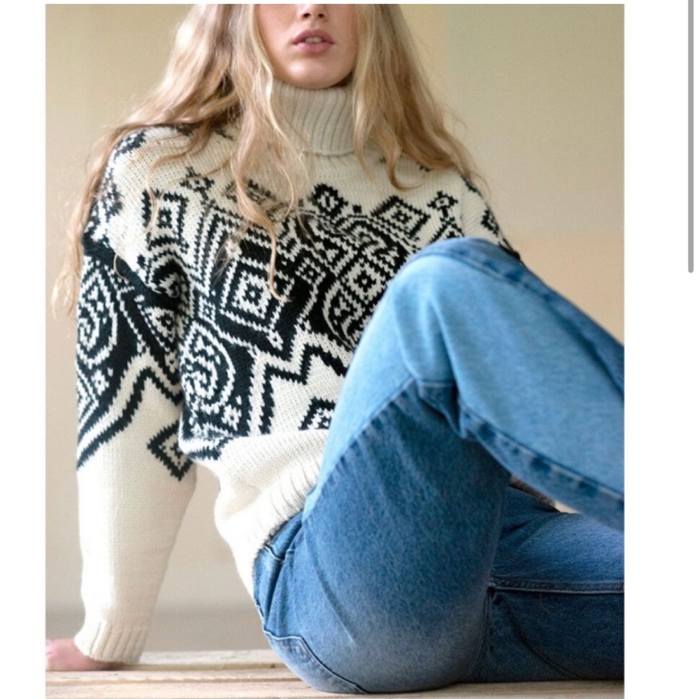 Dale of Norway Falun Chunky Cable Turtleneck Pullover Sweater